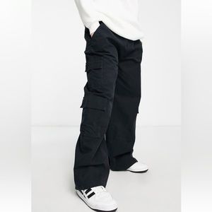 ASOS DESIGN Curvy Oversize Cargo Trousers